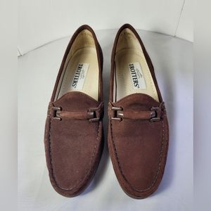 Trotters Cindy Suede Loafers